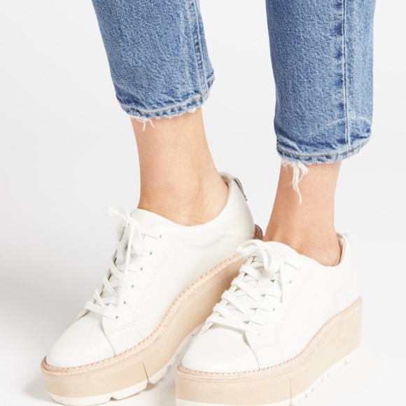 AGOLDE Toni Mid-Rise Straight Leg Jeans Boho Fall Medium Blue Dime Wash Size 28 - Picture 5 of 14